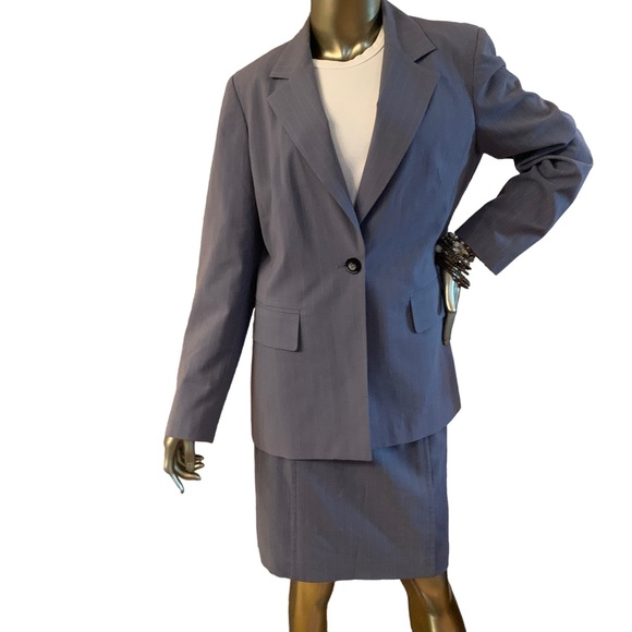 Skirt Suit Blue Gray Pinstripe Harve’ Bernard Size 10/12 - Picture 11 of 16